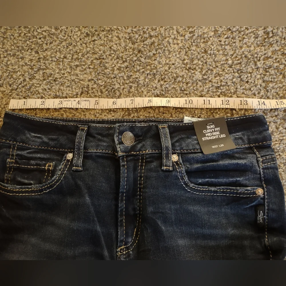 Silver Jeans Co. Suki Curvy Fit Mid Rise Jeans - Picture 12 of 14